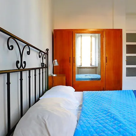 Welcome To Alma's House, Levanto