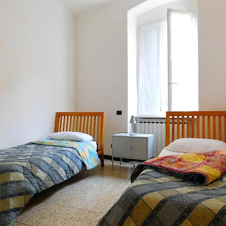 Welcome To Alma's House, Apartman *
